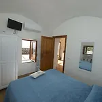 Ξενοδοχείο με διαμερίσματα Marina Del Cantone