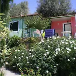 Ξενοδοχείο με διαμερίσματα Marina Del Cantone 3*