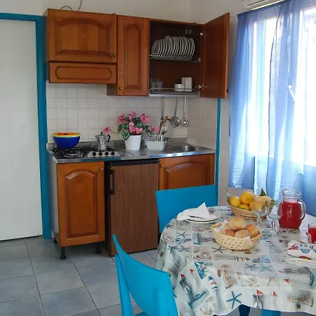 Marina Del Cantone Ξενοδοχείο με διαμερίσματα