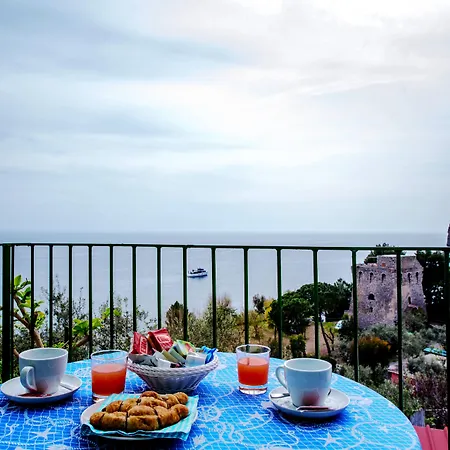 Ξενοδοχείο με διαμερίσματα Marina Del Cantone 3*