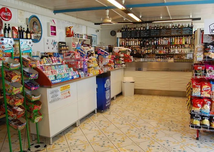 Marina Del Cantone