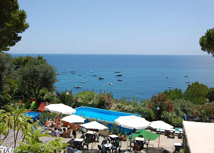 Marina Del Cantone Nerano