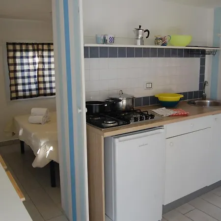Aparthotel Marina Del Cantone