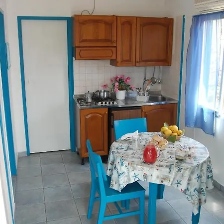 Marina Del Cantone Aparthotel 5*