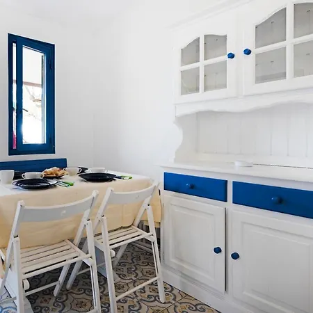 Marina Del Cantone Aparthotel