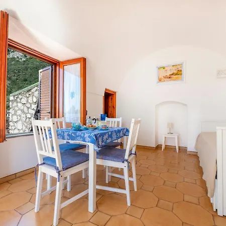 Marina Del Cantone Aparthotel