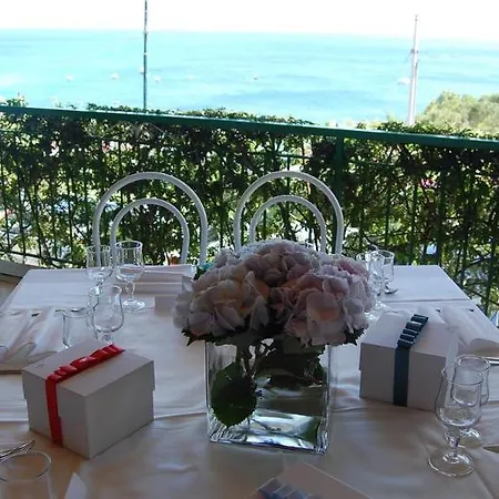 Aparthotel Marina Del Cantone 5*
