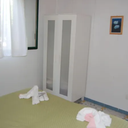 Marina Del Cantone 3*