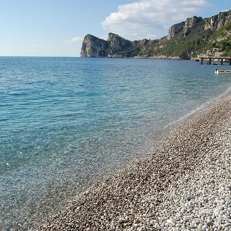 Marina Del Cantone 5*